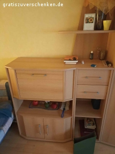 Anbauwand. Anbauwand abzugeben muss nur abgebaut und abgeholt werden