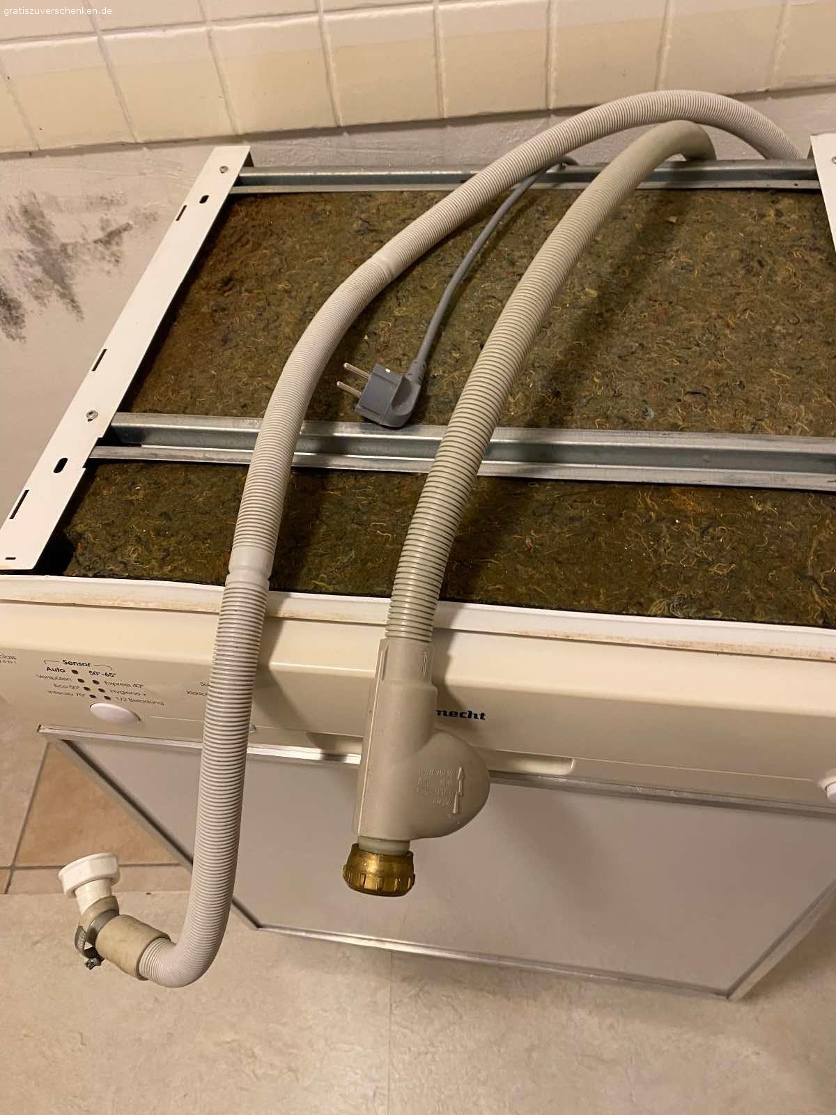 Bauknecht Spülmaschine ca.18 Jahre alt, Funktioniert n. Gut. Zu verschenken