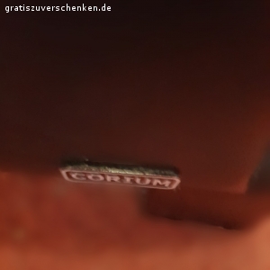 Bett 140x200 cm. Bett 140x200cm

 Haustierfreierhaushalt!
 Nichtraucher !

Tausche Bett gegen Toilettenpapier orginalverpackt 10 Rollen ,
min.3 lagig ,
Seitenteil beschädigt kann man aber reparieren.

NUR AN SELBSTABHOLER!!!
Bett ist demontiert daher leichter Transport.