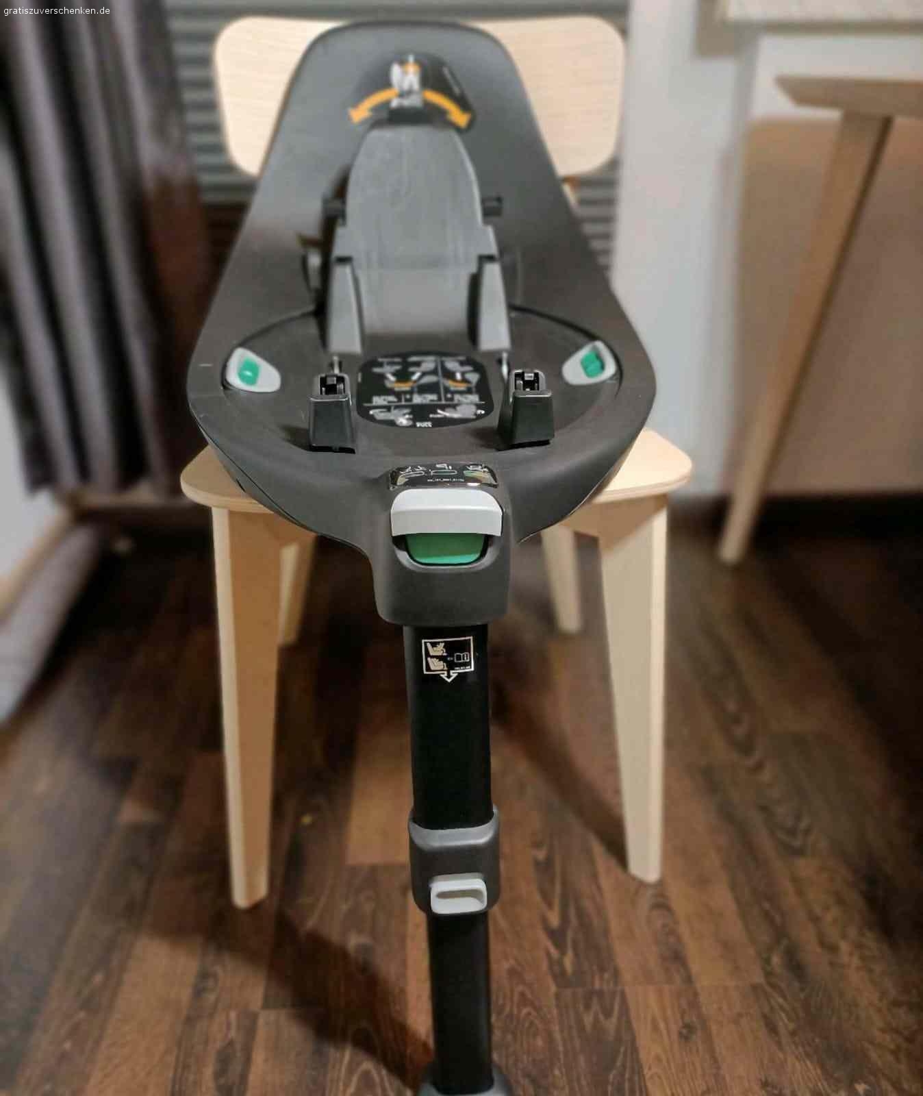 Cybex base z. Mit der ISOFIX-Basis Base Z können Sie die Kindersitze Cloud Z i-Size und Sirona Z i-Size Richtung Fahrzeugtür drehen und damit Ihr Kind einfach und stressfrei im Sitz platzieren - dank ihres Rotationsmechanismus.

Wir haben sie ca 9 Monate genutzt. Funktioniert einwandfrei und ist unfallfrei.

Tierfreier Nichtraucher Haushalt.