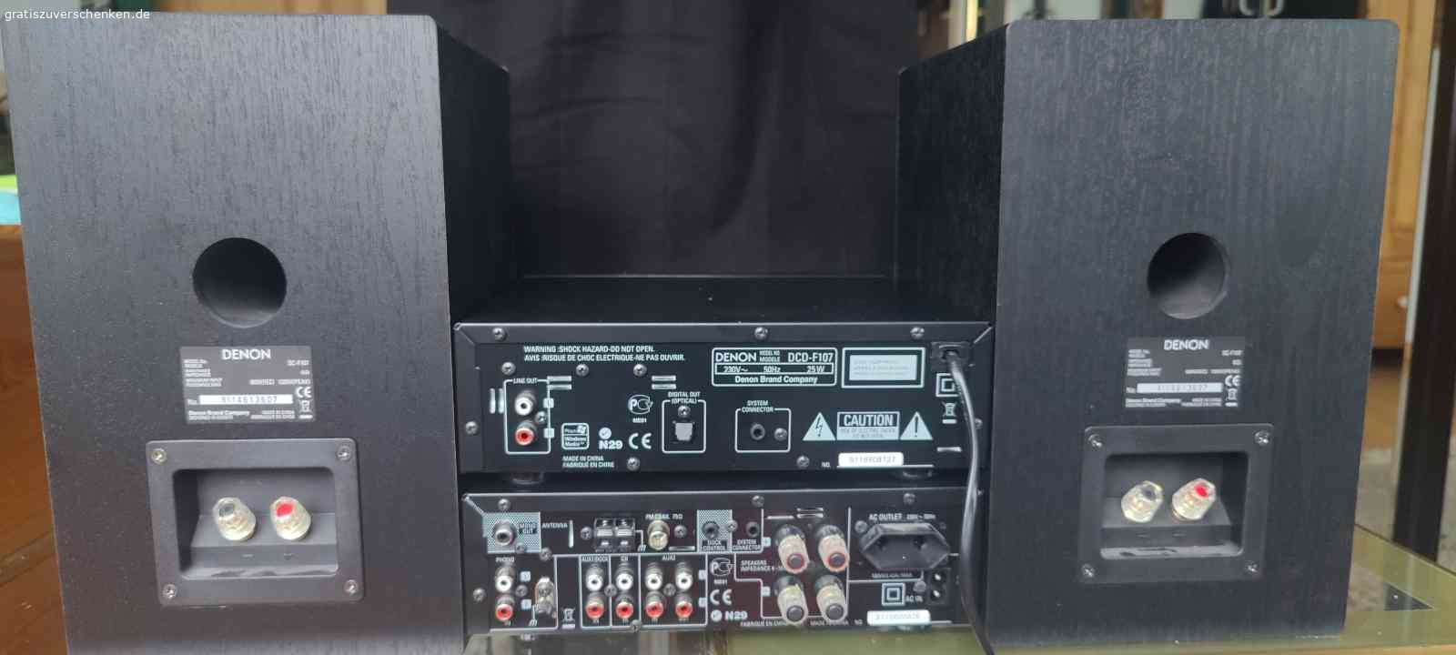 Denon Kompaktanlage. hochwertige Denon Kompaktanlage mit Tuner/Verstärker DRA-F107  2 x 65 W, CD Player DCD-F107 und 2 Lautsprecherboxen. Wenig benutzt. Top Zustand., Betriebsanleitungen und alle Verbindungskabel vorhanden.