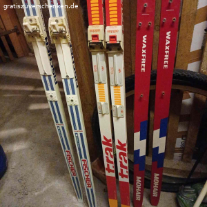 langlaufski und stöcke und ein paar felle für alpin ski. 3 paar langlaufski mit stöcken an selbstabholer zu verschenken. Am besten alle auf einmal. Gut in schuss. Bei einem paar habe ich die bindung abgeschraubt weil ich wegen neuer schuhe eine neue bindung anbringen wollte. Langlauf classic
Wenn sie interesse haben, bitte sprechen sie auf die mailbox oder schreiben eine sms
Die ski und stöcke sind in super zustand