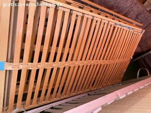 Lattenrost. Hallo

ich biete hier ein sehr gutes Lattenrost
2x1 mtr
zu verschenken an
höhenverstellbar und  aus sauberem Tierfreiem und
Raucherfreiem Haushalt