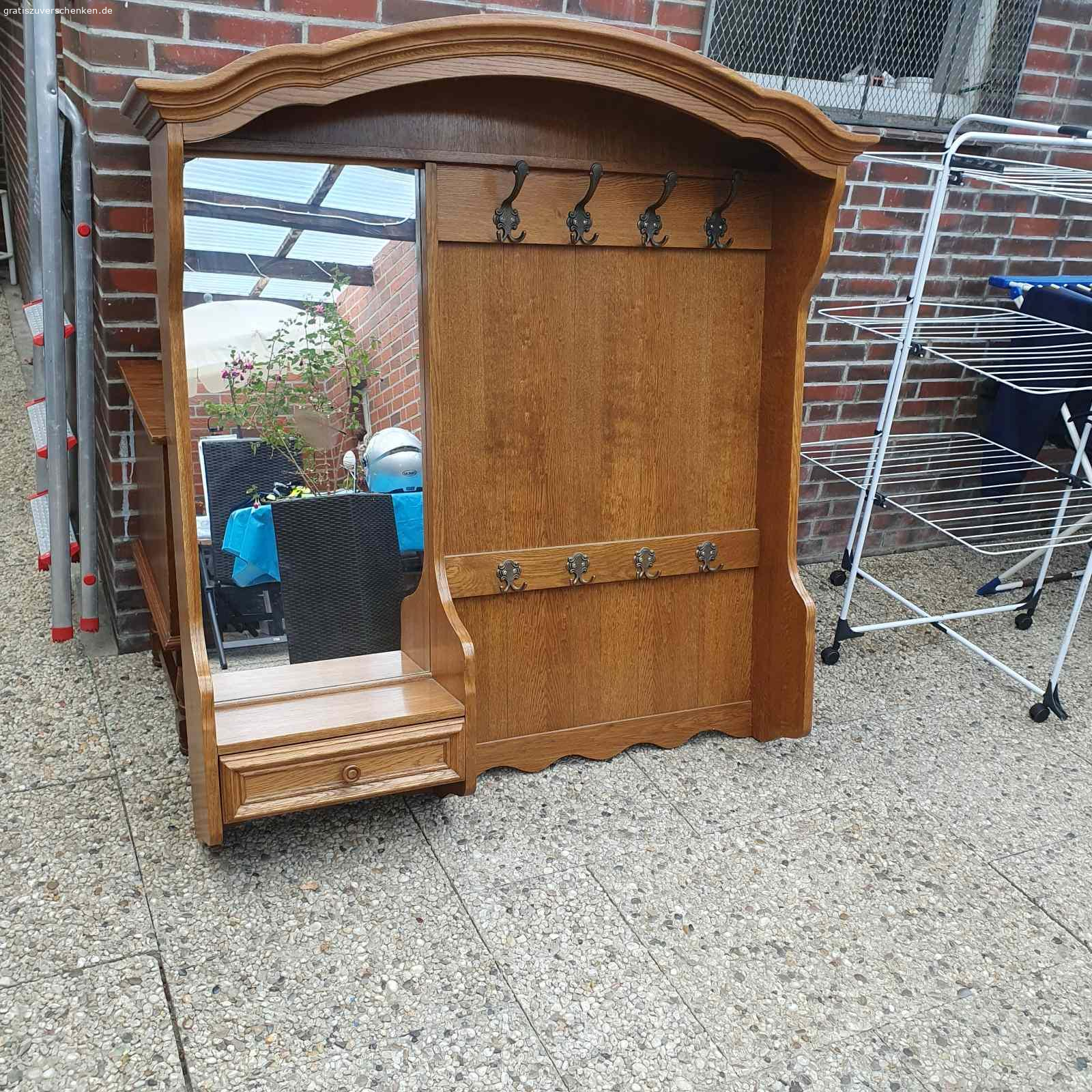 Möbel,. Telefonschrank,Schuhschrank,Garderobe zu verschenken