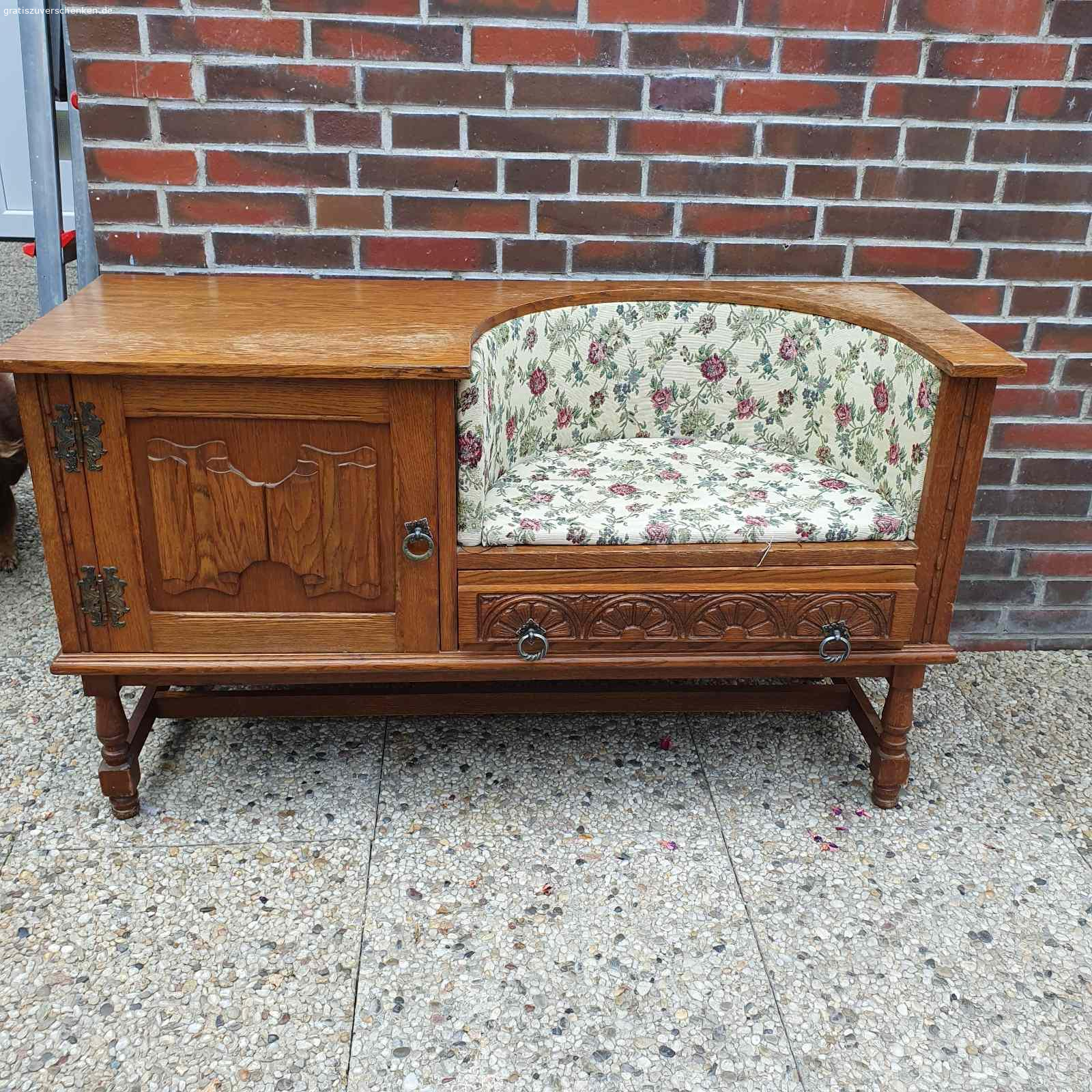 Möbel,. Telefonschrank,Schuhschrank,Garderobe zu verschenken