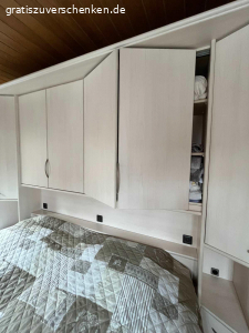 Schlafzimmer Weiß-Kirsche Nachbildung 7 teilig
