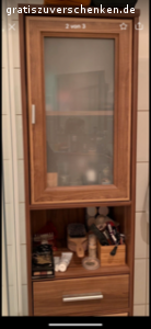 Schöner Badezimmerschrank