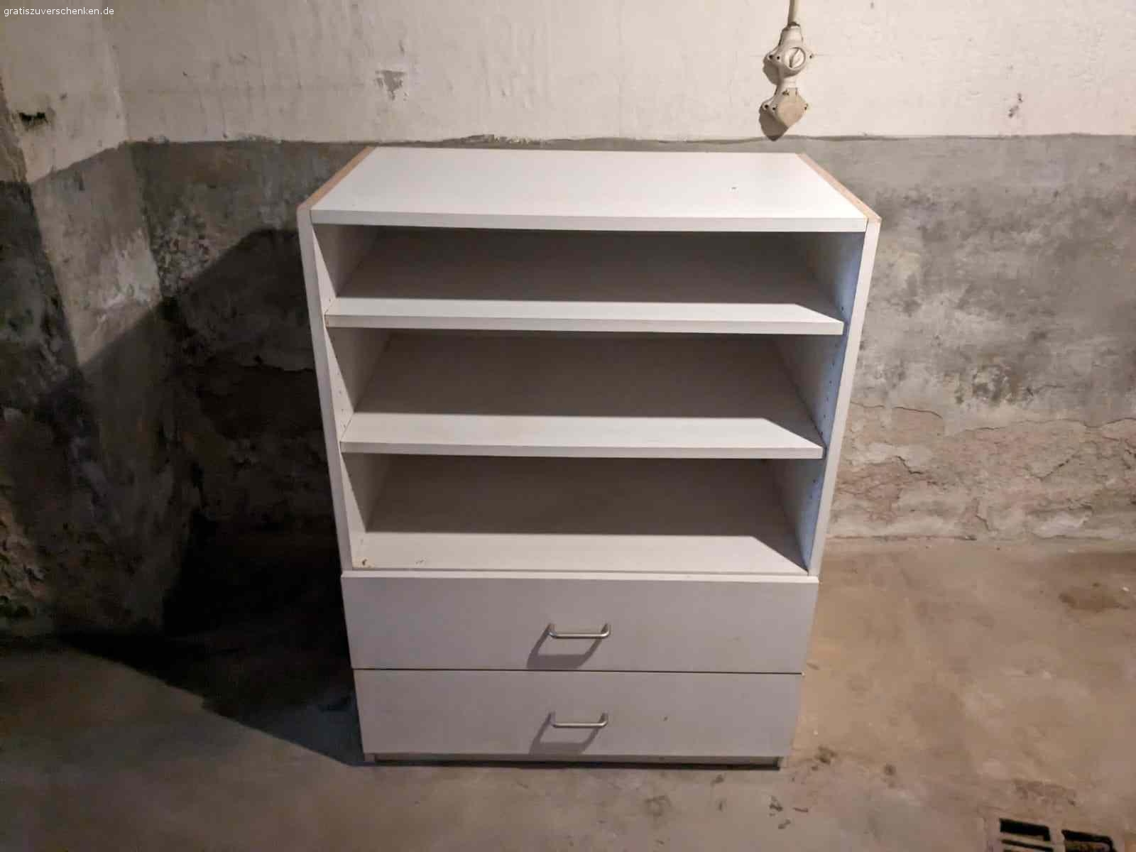 Schrank. Biete Schrank verleimt kann nur am Stück transportiert werden mit 2 Schublade. Stand im Keller. Nur an Selbstabholer zu verschenken.ca 1 m hoch ca 70 cm l ca 40 cm tief. Sollte bis Montag 20.3.abgeholt werden