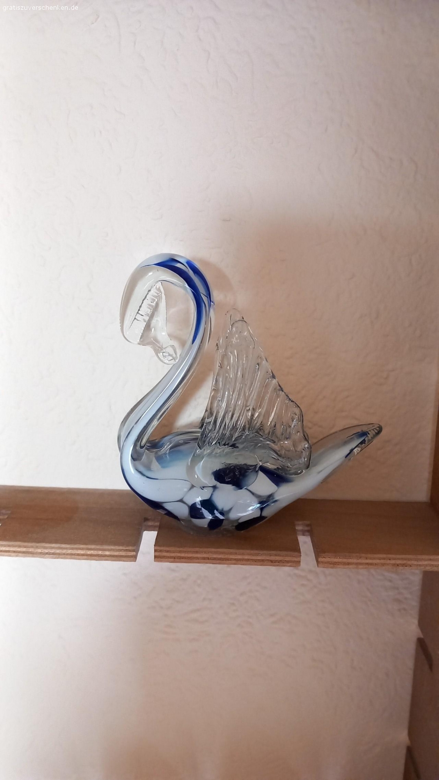 verschiedene Dekoartikel. DEKO aus Keramik Kanne mit 6 Bechern(Bild)o.Porzelan (verschidenes Geschirr)o.Glas u.Gardinen(Bilder auf Nachfrage)zu verschenken o.tauschen auf Anfrage