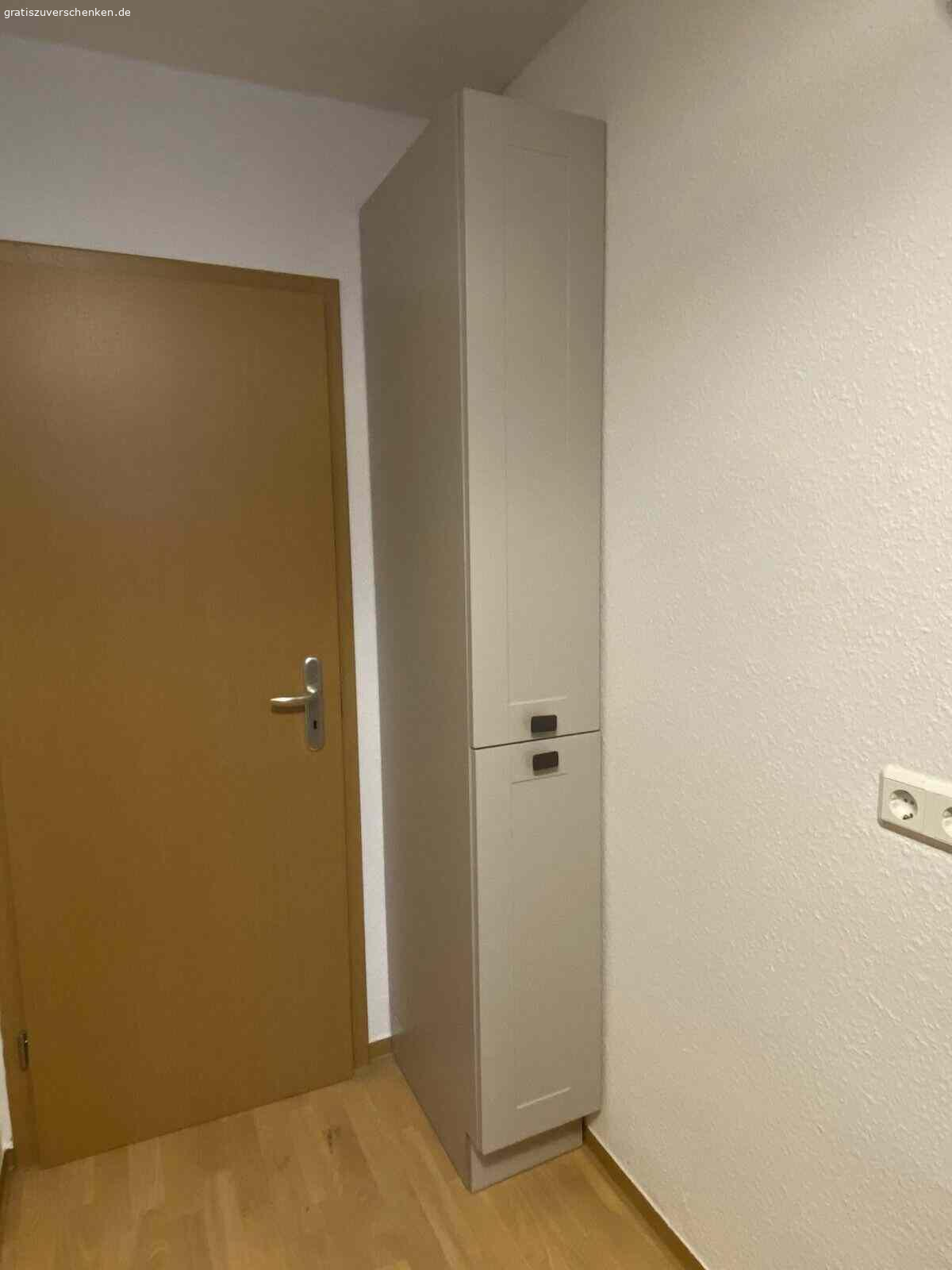 Voll ausgestattete Küche. Schreiben mir direkt.

Ich muss reisen und meine Mietwohnung räumen, ich biete meine voll ausgestattete Küche.