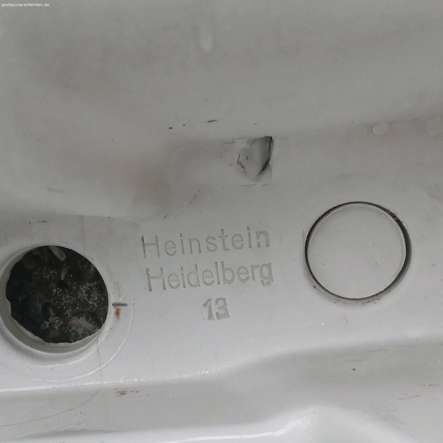 Waschbecken. 2 Stück. von 1960. gebrauchte Waschbecken gebraucht Spuren