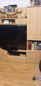 Wohnwand zu verschenken. Wohnwand zu verschenken. Mit kleinen Gebrauchsspuren (siehe Fotos). Bei Fragen gerne melden. Natürlich kann man auch gerne persönlich anschauen.

Nur Abholung!