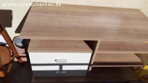 Zu Verschenken. Zu Verschenken 
Fernsehewagen 
Länge 96
Breite 45 
Höhe 60